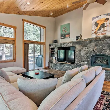 Truckee Home With Hot Tub 3 Mi To Donner Lake